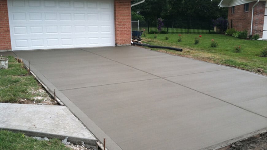 Choosing between concrete pavers and poured concrete 2 commercial concrete contractor in kansas city | k&e flatwork