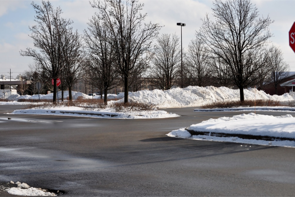 Concrete-parking-lot-winter