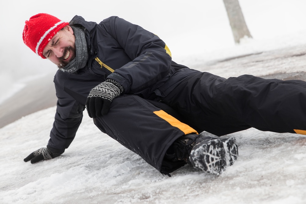 Man-slipping-on-ice