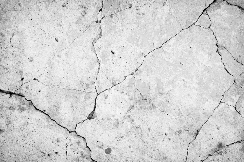 Cracked-concrete